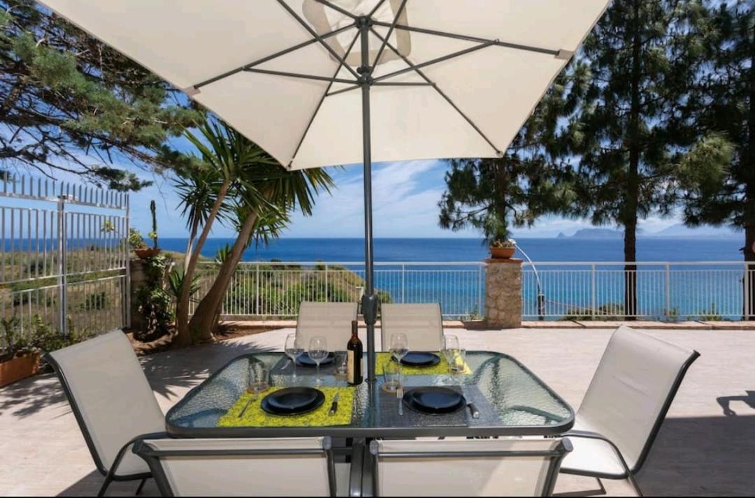 Villa'S Apartment On The Beach, Swimming Pool A/C Palermo Exterior photo